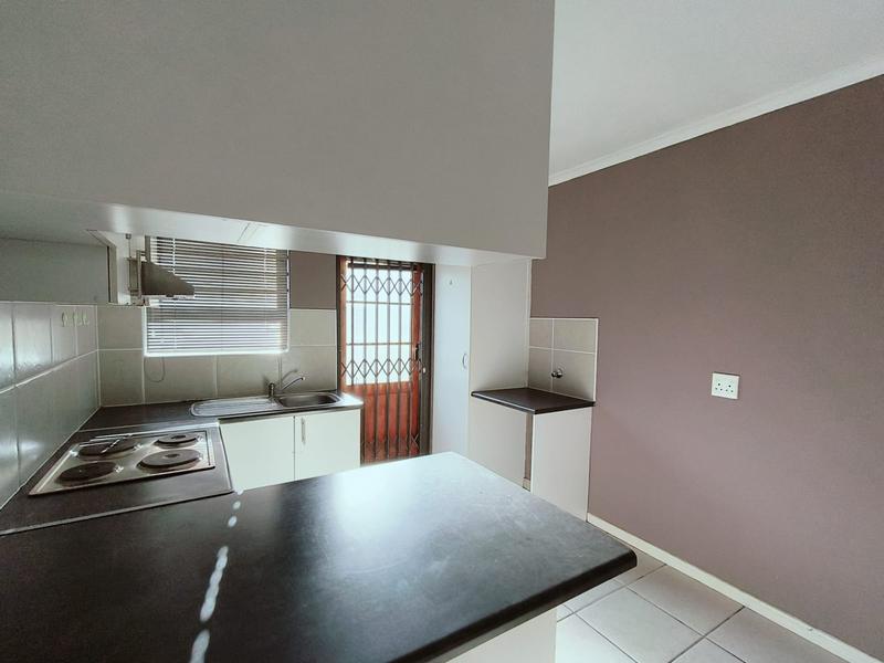 2 Bedroom Property for Sale in Highbury Western Cape